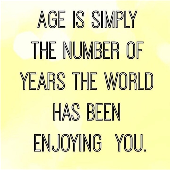 Meet your Posher, Jenn - Picture 2 of 2